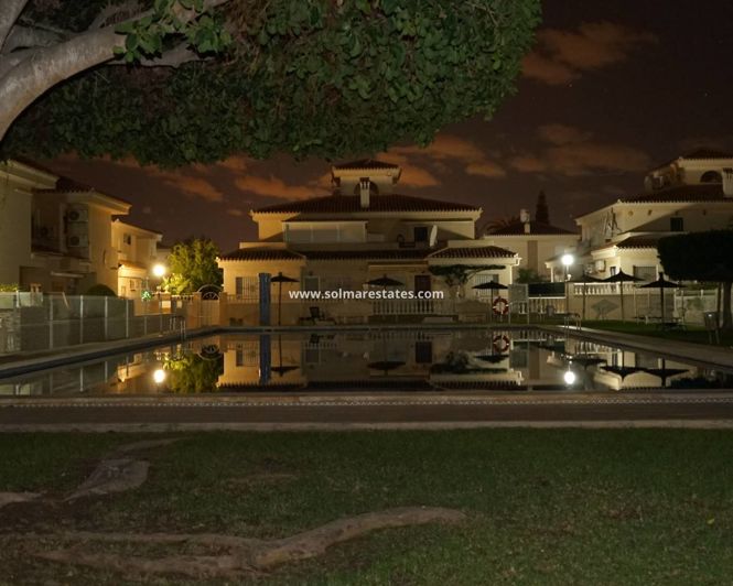 Image No.37-1 Bed Apartment for sale