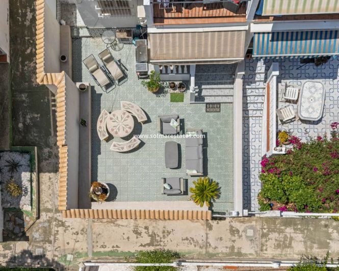 Image No.17-2 Bed Apartment for sale