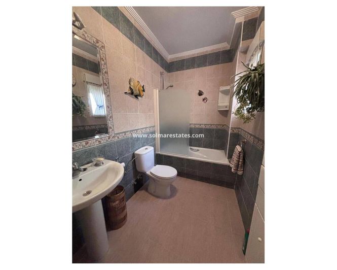 Image No.13-2 Bed Townhouse for sale