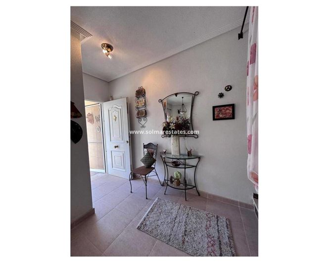 Image No.18-2 Bed Townhouse for sale