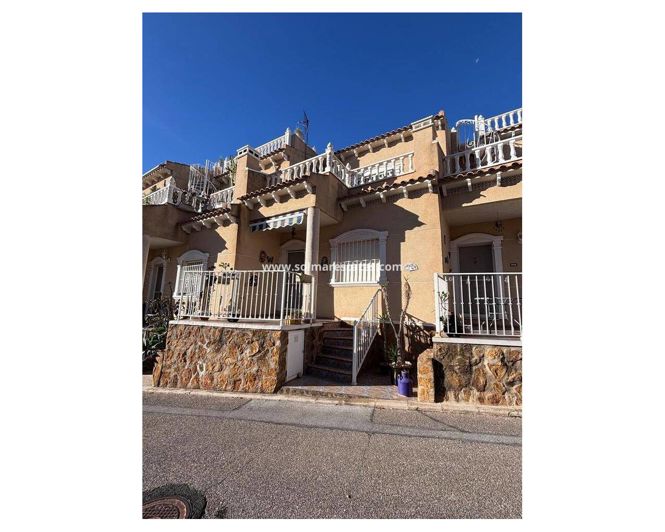 Image No.26-2 Bed Townhouse for sale