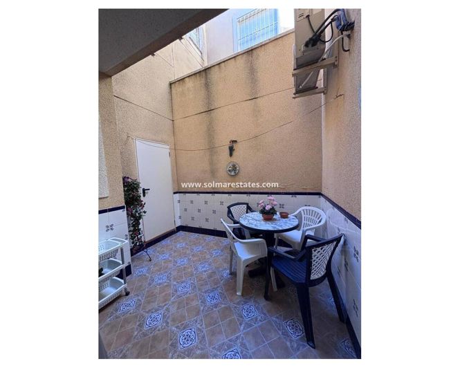 Image No.8-2 Bed Townhouse for sale