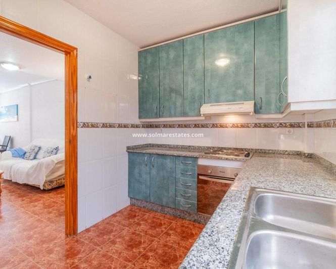 Image No.14-3 Bed Townhouse for sale