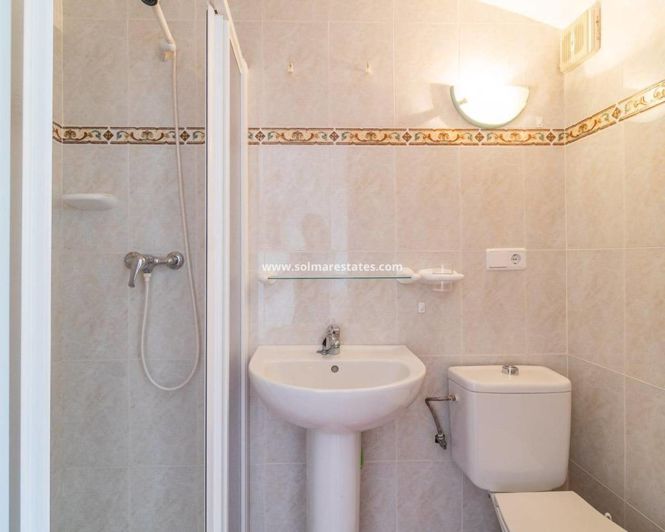 Image No.34-3 Bed Townhouse for sale