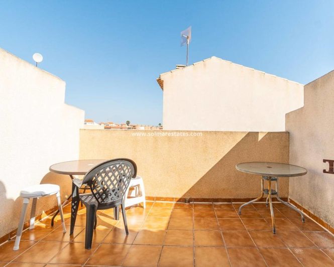 Image No.36-3 Bed Townhouse for sale