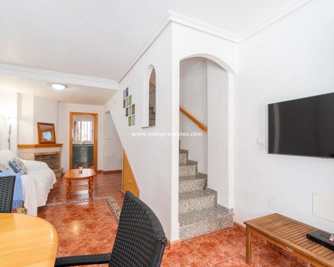 Image No.6-3 Bed Townhouse for sale