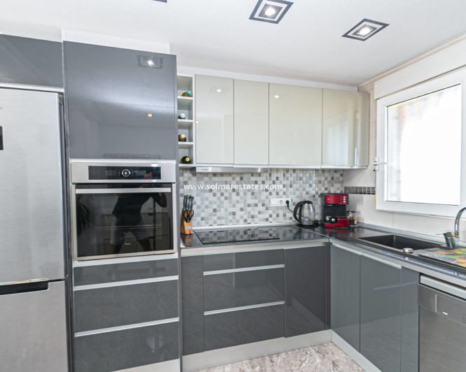 Image No.21-2 Bed Apartment for sale