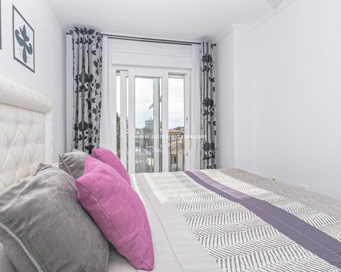 Image No.22-2 Bed Apartment for sale