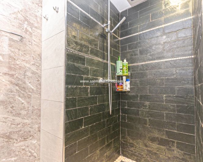 Image No.28-2 Bed Apartment for sale