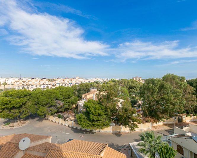 Image No.39-2 Bed Apartment for sale