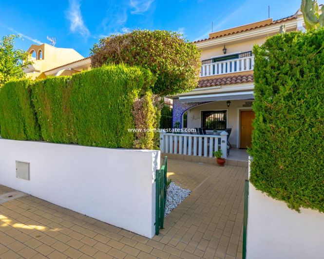 Image No.3-3 Bed House for sale