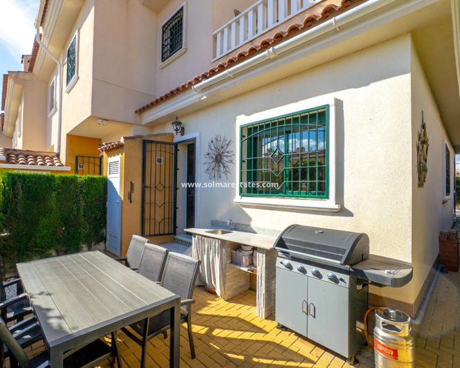 Image No.40-3 Bed House for sale