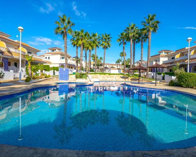 Image No.42-3 Bed House for sale