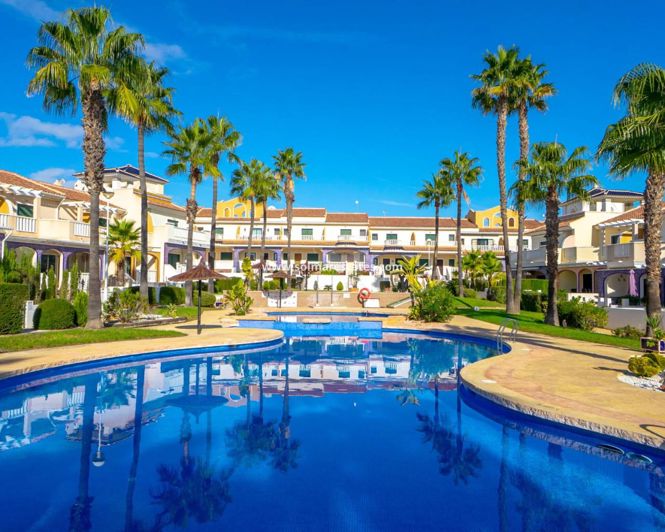 Image No.44-3 Bed House for sale