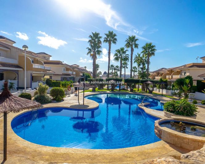 Image No.45-3 Bed House for sale