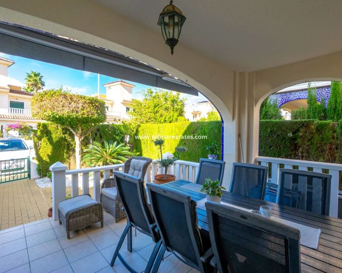 Image No.9-3 Bed House for sale