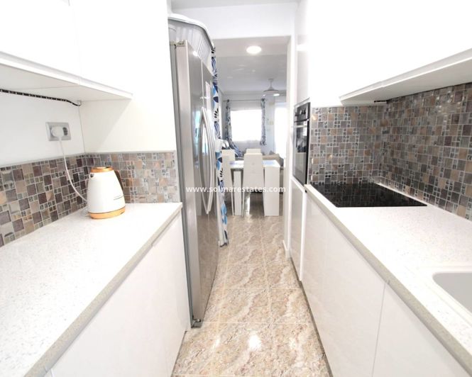 Image No.14-3 Bed Townhouse for sale