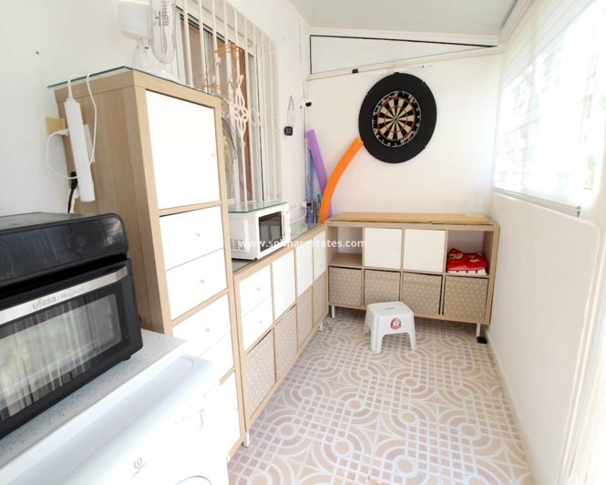 Image No.15-3 Bed Townhouse for sale