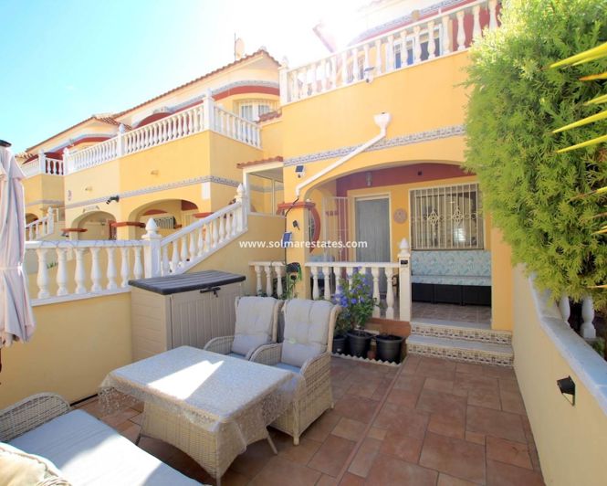 Image No.6-3 Bed Townhouse for sale