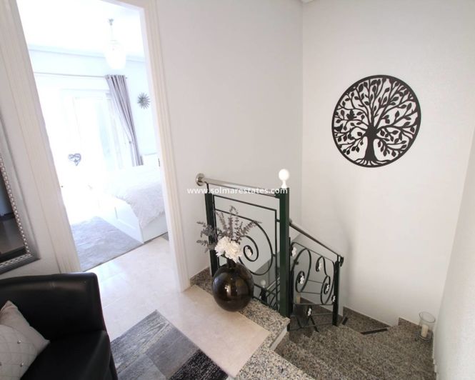 Image No.27-3 Bed Villa for sale