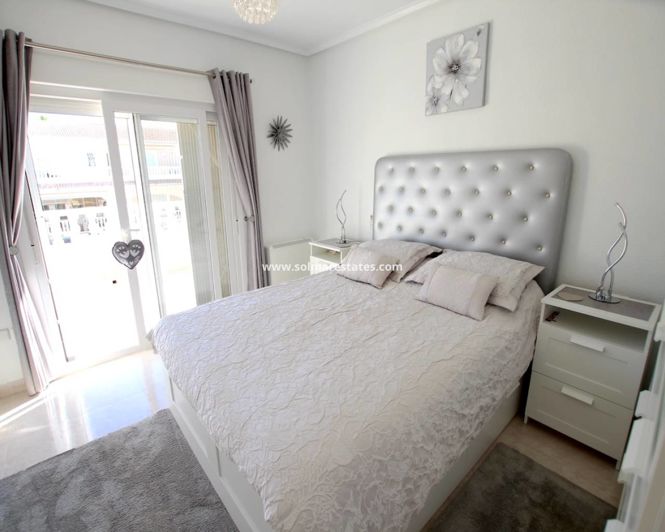 Image No.28-3 Bed Villa for sale