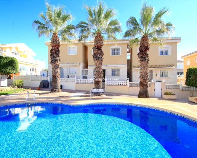 Image No.3-3 Bed Villa for sale