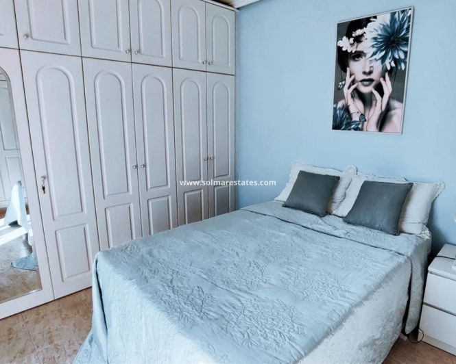 Image No.19-2 Bed House for sale