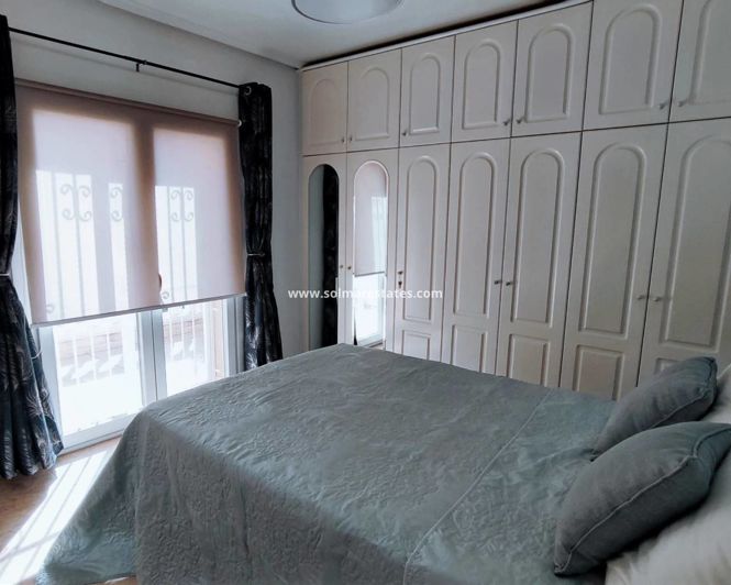 Image No.7-2 Bed House for sale