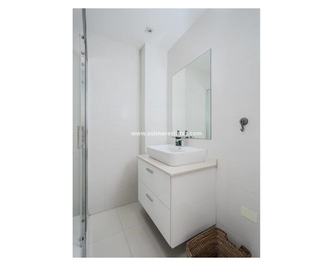 Image No.20-2 Bed Apartment for sale