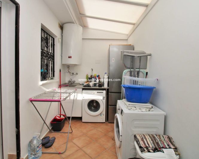 Image No.12-3 Bed House for sale