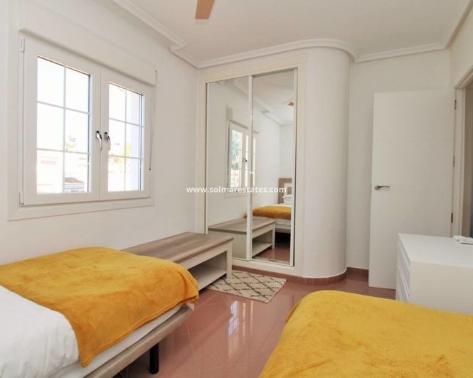 Image No.23-3 Bed House for sale