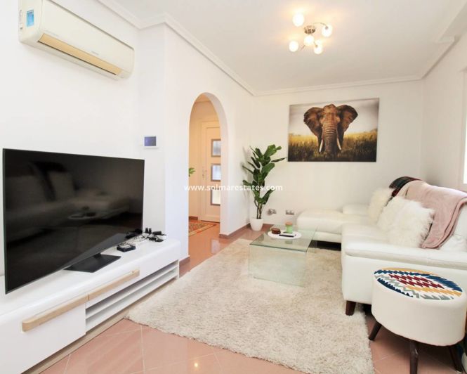 Image No.7-3 Bed House for sale