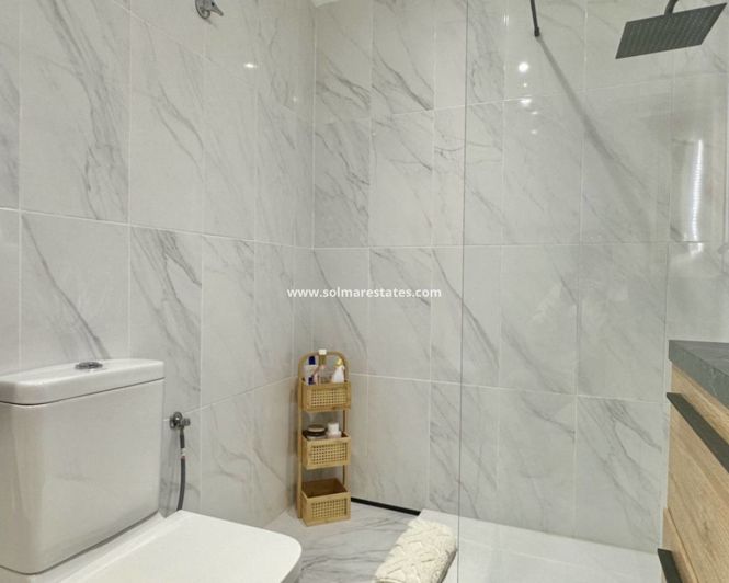 Image No.10-3 Bed Townhouse for sale