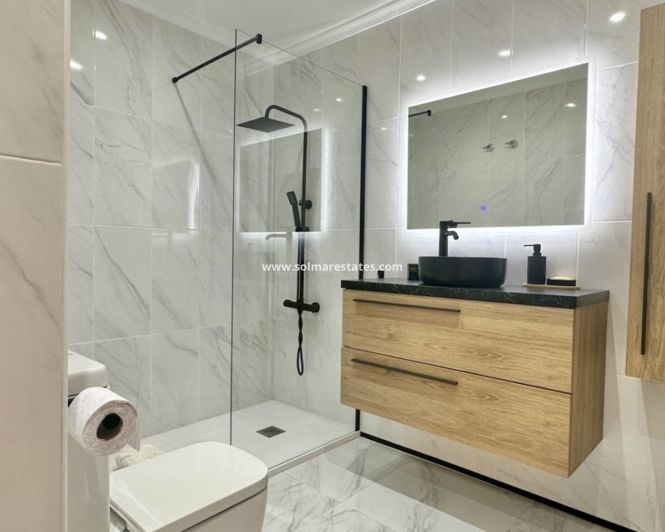 Image No.2-3 Bed Townhouse for sale