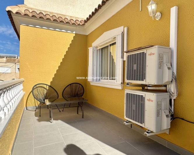 Image No.35-3 Bed Townhouse for sale