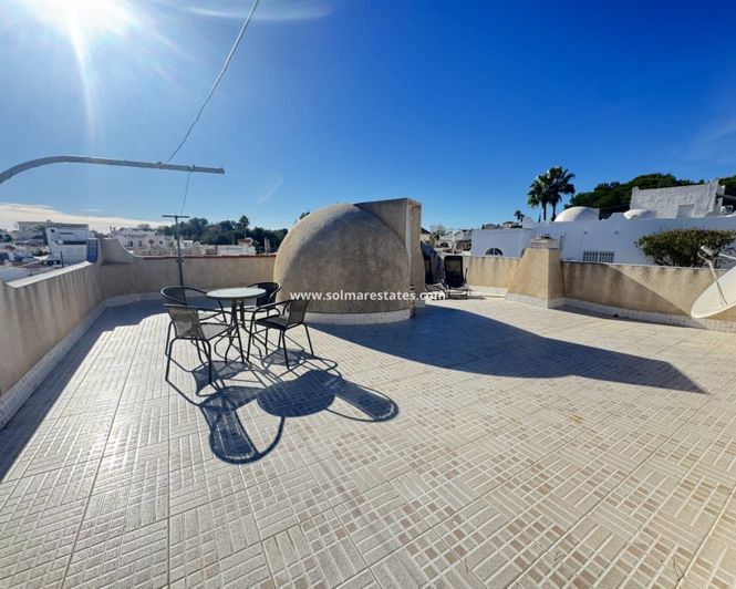 Image No.12-3 Bed Villa for sale