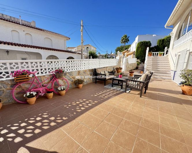 Image No.17-3 Bed Villa for sale