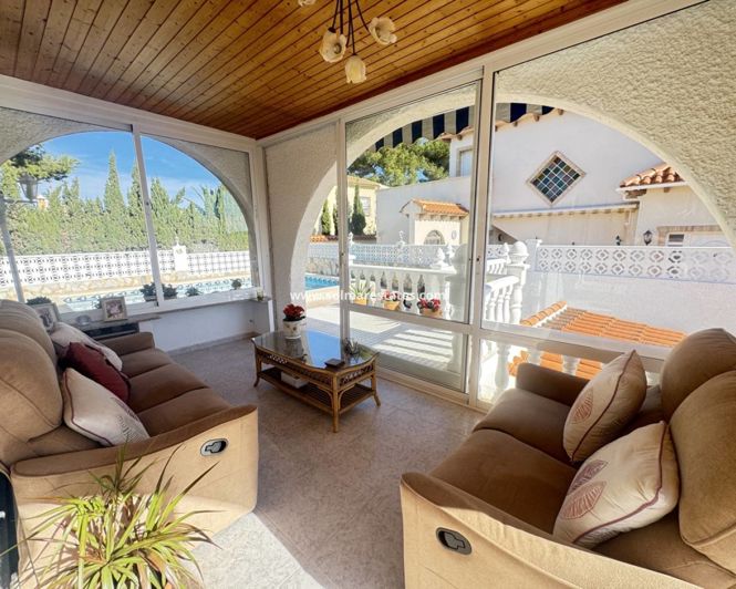 Image No.9-3 Bed Villa for sale