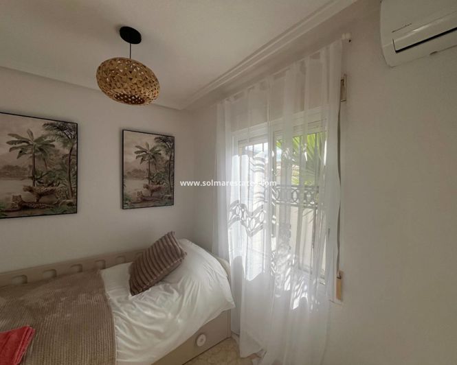 Image No.27-Quad de 3 chambres à vendre à Punta Prima