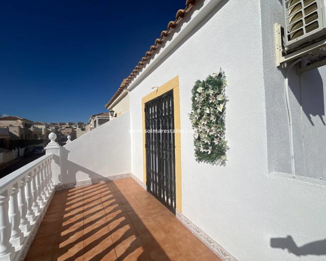 Image No.38-Quad de 3 chambres à vendre à Punta Prima