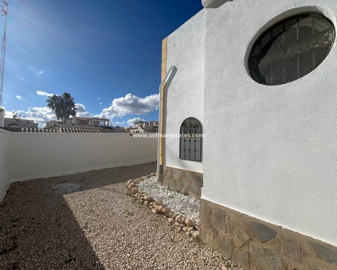 Image No.49-Quad de 3 chambres à vendre à Punta Prima