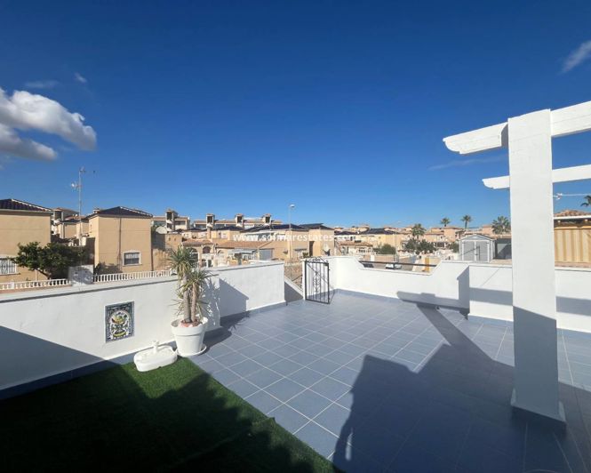 Image No.37-Bungalow de 2 chambres à vendre à Punta Prima