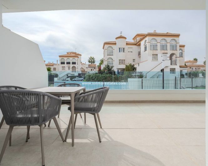 Image No.22-Appartement de 2 chambres à vendre à Playa Flamenca