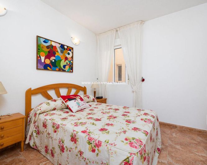 Image No.24-Appartement de 2 chambres à vendre à Torrevieja