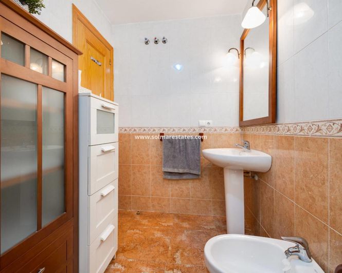 Image No.27-Appartement de 2 chambres à vendre à Torrevieja