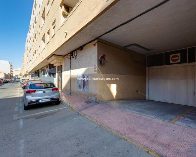 Image No.36-Appartement de 2 chambres à vendre à Torrevieja