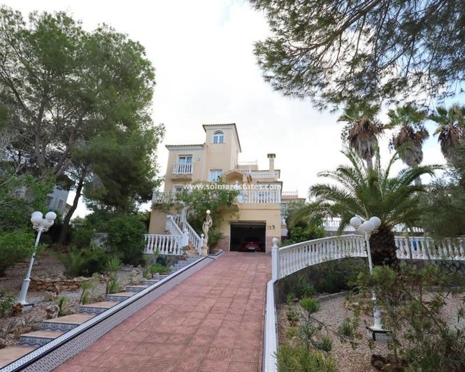 Image No.34-5 Bed Villa for sale