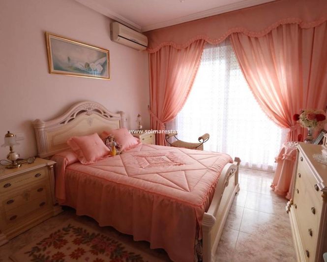 Image No.5-5 Bed Villa for sale