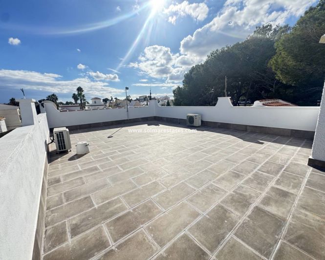 Image No.28-3 Bed Villa for sale