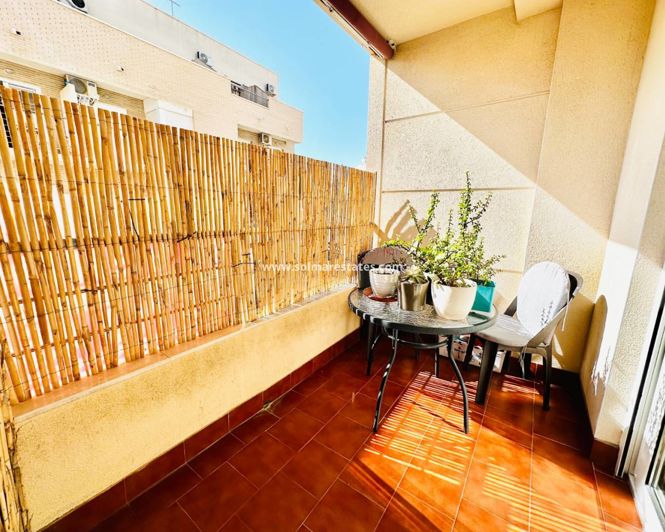 Image No.1-3 Bed Apartment for sale